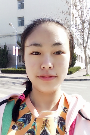 郑露芸